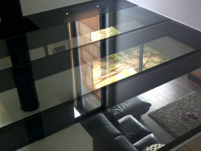 plancher en verre interieur