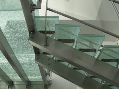 escalier en verre feuillete decoratif