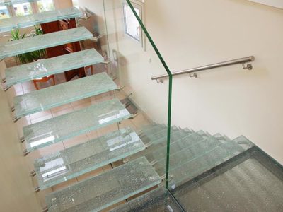 marche escalier vitrage decoratif sur mesure