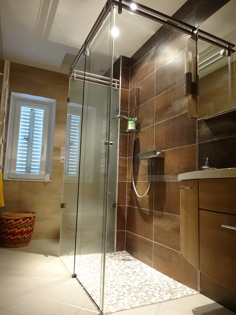 cabine de douche en verre anticalcaire 