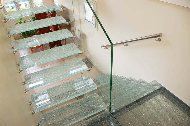 Escalier en verre feuilleté sur mesure, Marches escalier en verre feuilleté