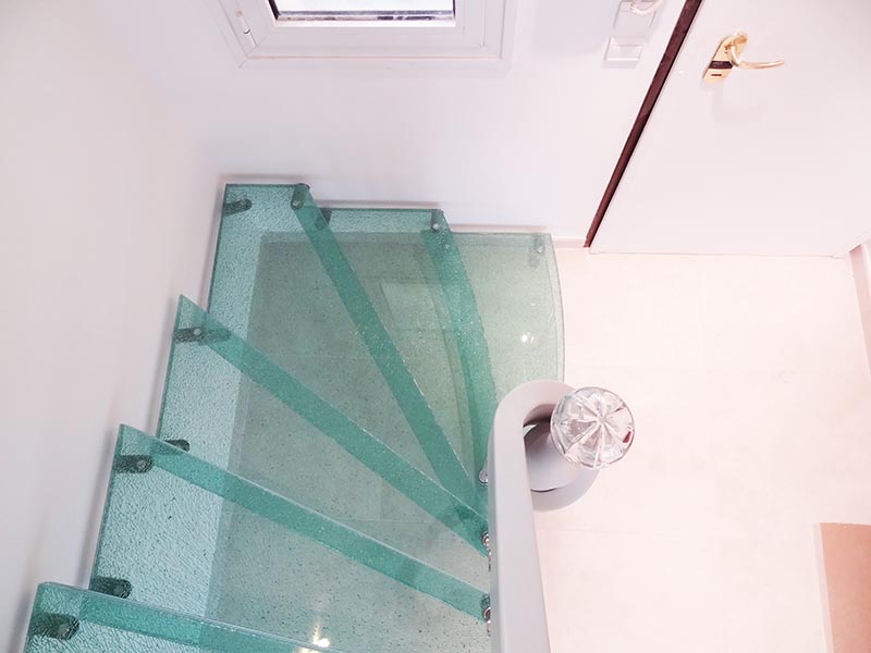 Marches d'escalier en verre feuilleté de sécurité