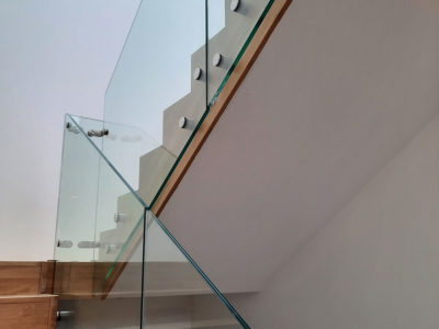 Rambarde en verre pour escalier